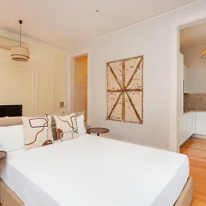 Casas Da Baixa - Jules & Madeleine ליסבון