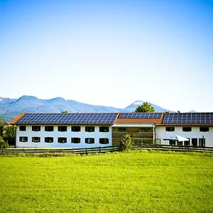 https://jugendherberge-mittenwald.com-bavaria.com